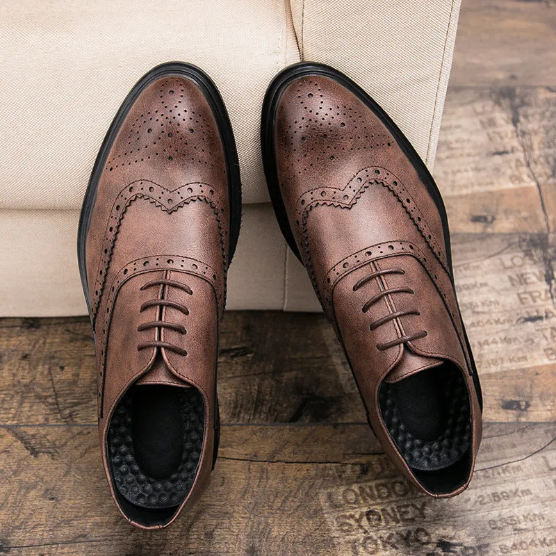 24 autumn Brock men's shoes retro carved leather shoes men's British pointy top lace up Korean club fashion leather shoes