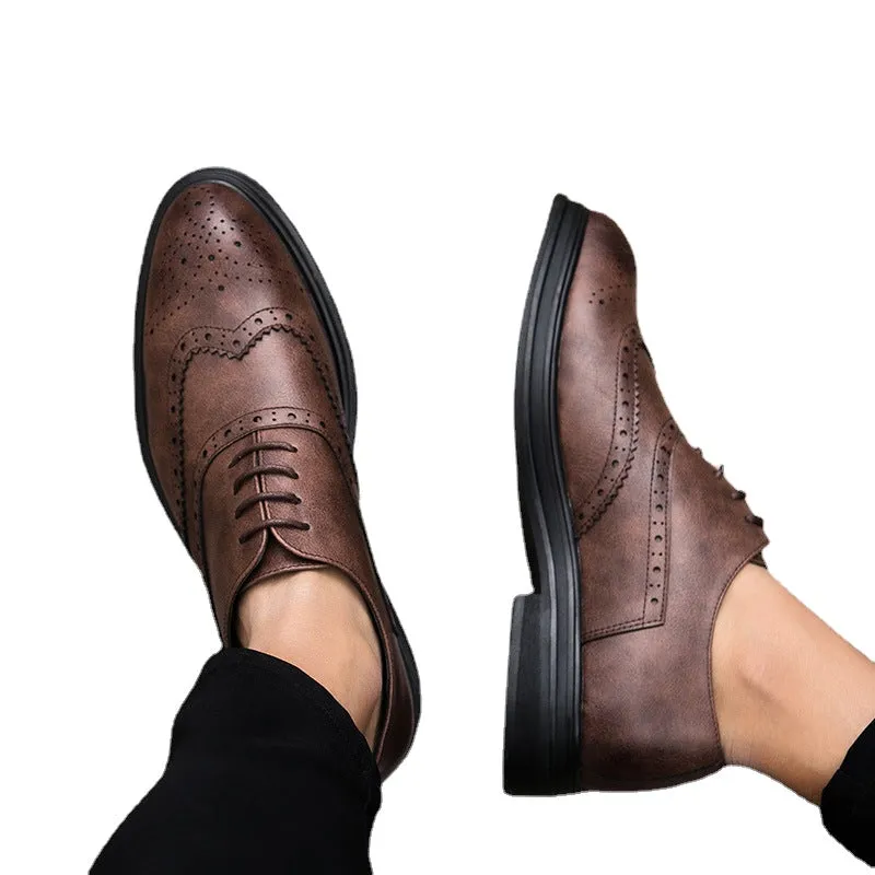 24 autumn Brock men's shoes retro carved leather shoes men's British pointy top lace up Korean club fashion leather shoes