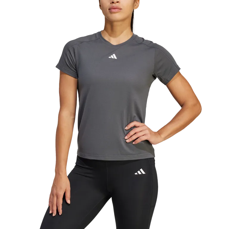 AEROREADY Train Essentials Minimal Branding Crewneck T-Shirt