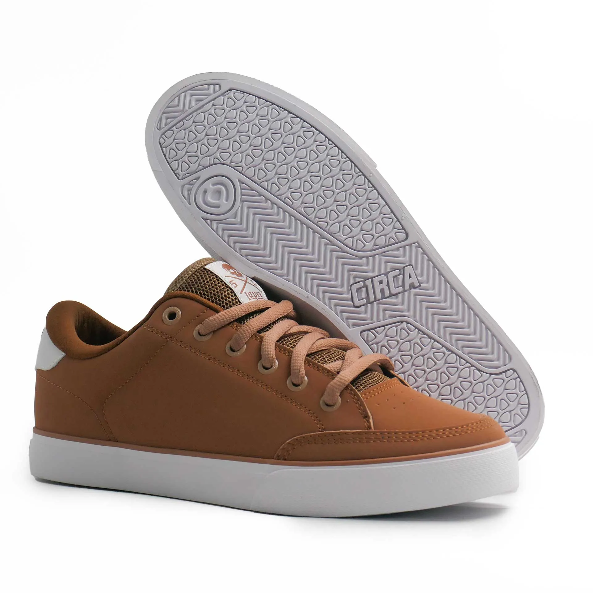 AL 50 Tawny Brown/White