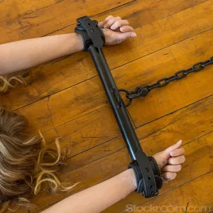 Big Barrel Wrist Spreader Bar 12" w/ Cuffs, Black