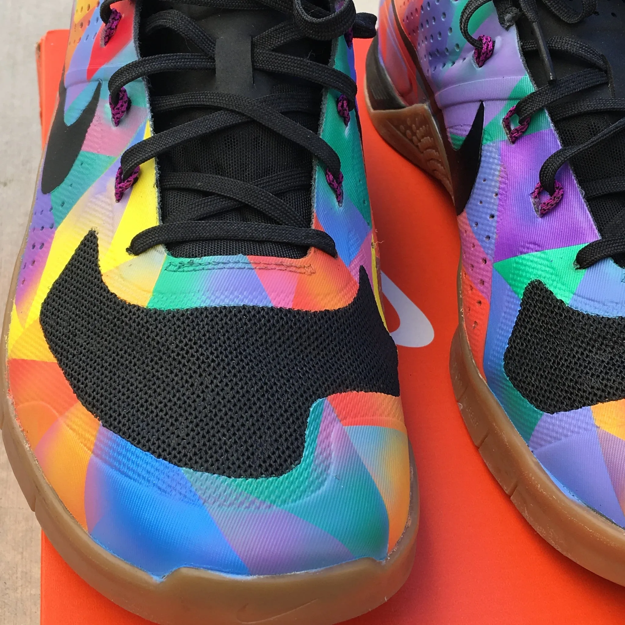 Custom Painted Nike Metcon 4 'Prism'