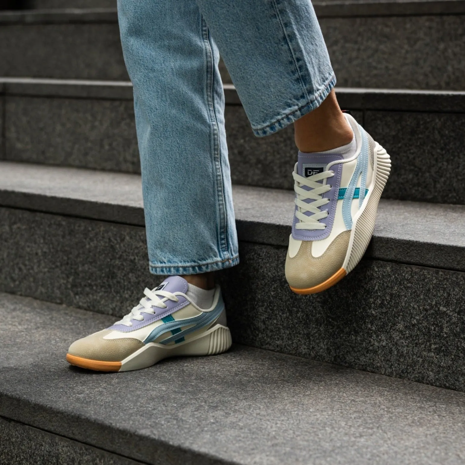 Elin | Vintage sneakers for women