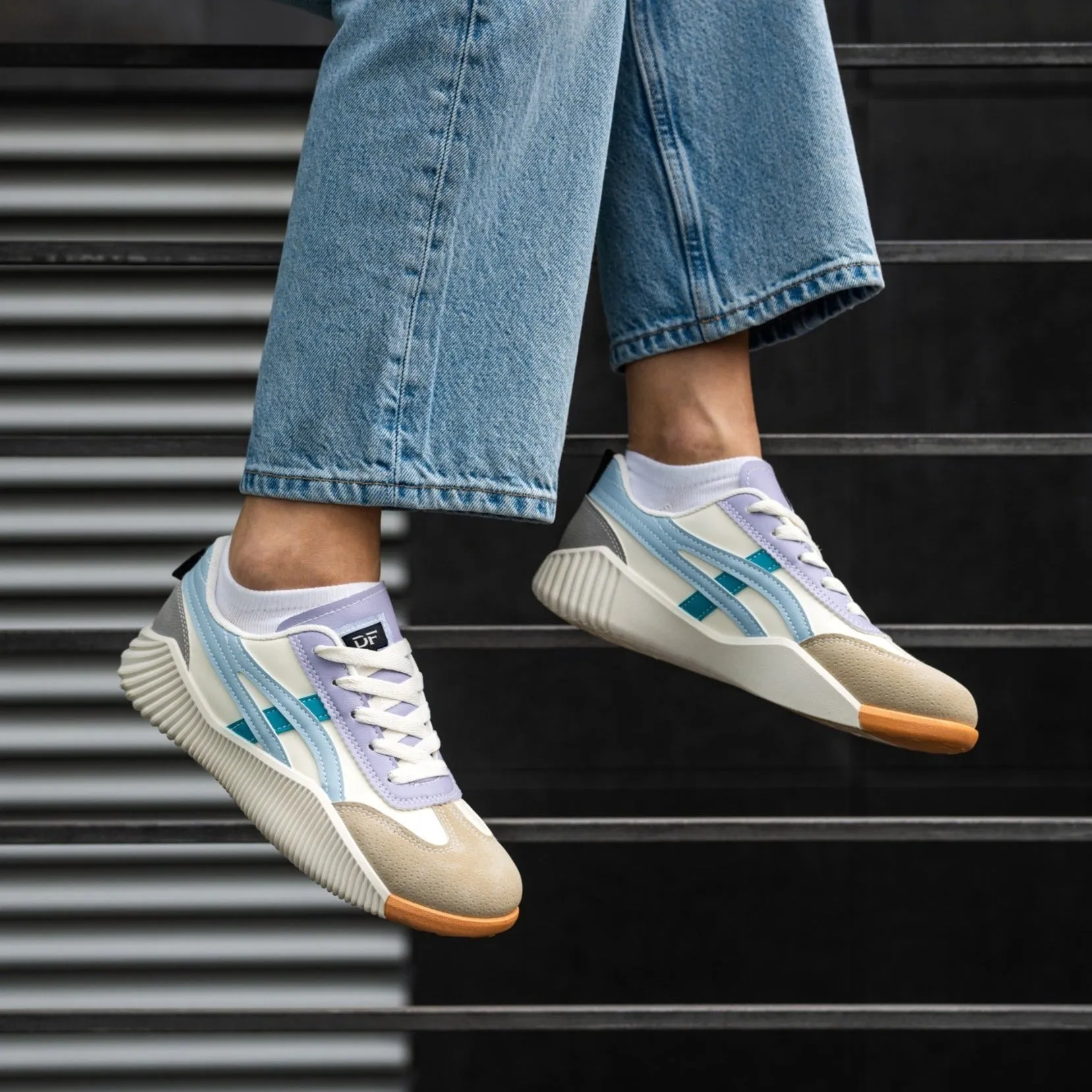 Elin | Vintage sneakers for women