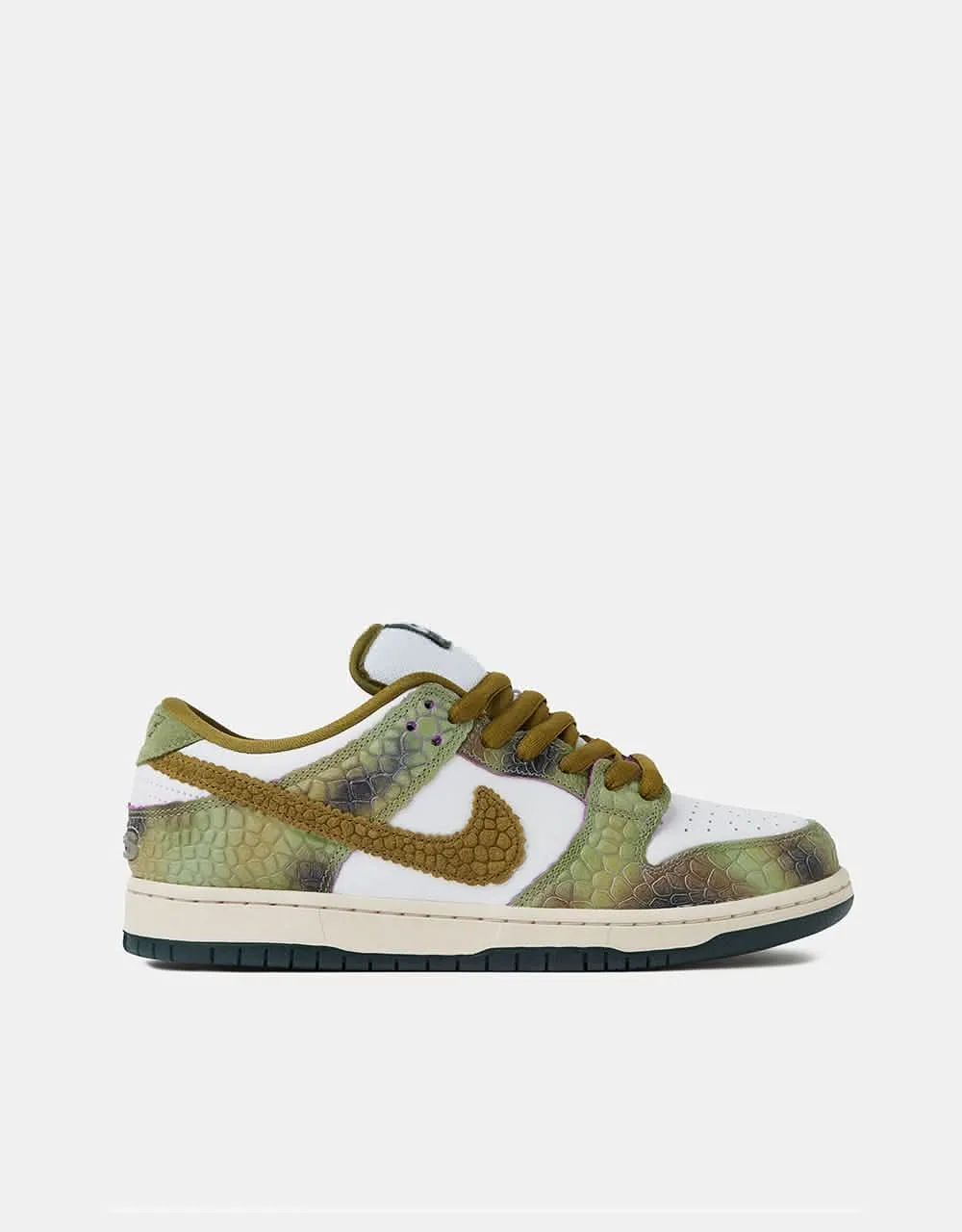 Nike SB 'Alexis Chameleon' Dunk Low Pro QS Skate Shoes - Oil Green/Desert Moss-White