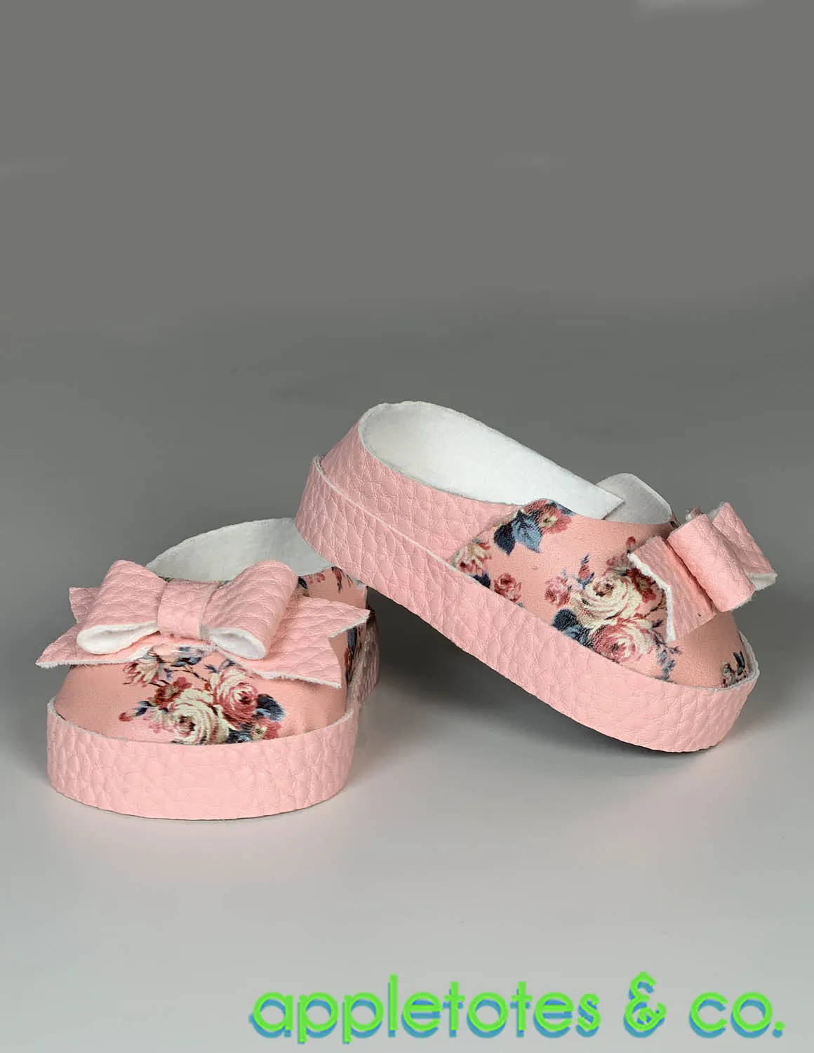 No-Sew Bella Shoes 18 Inch Doll Pattern