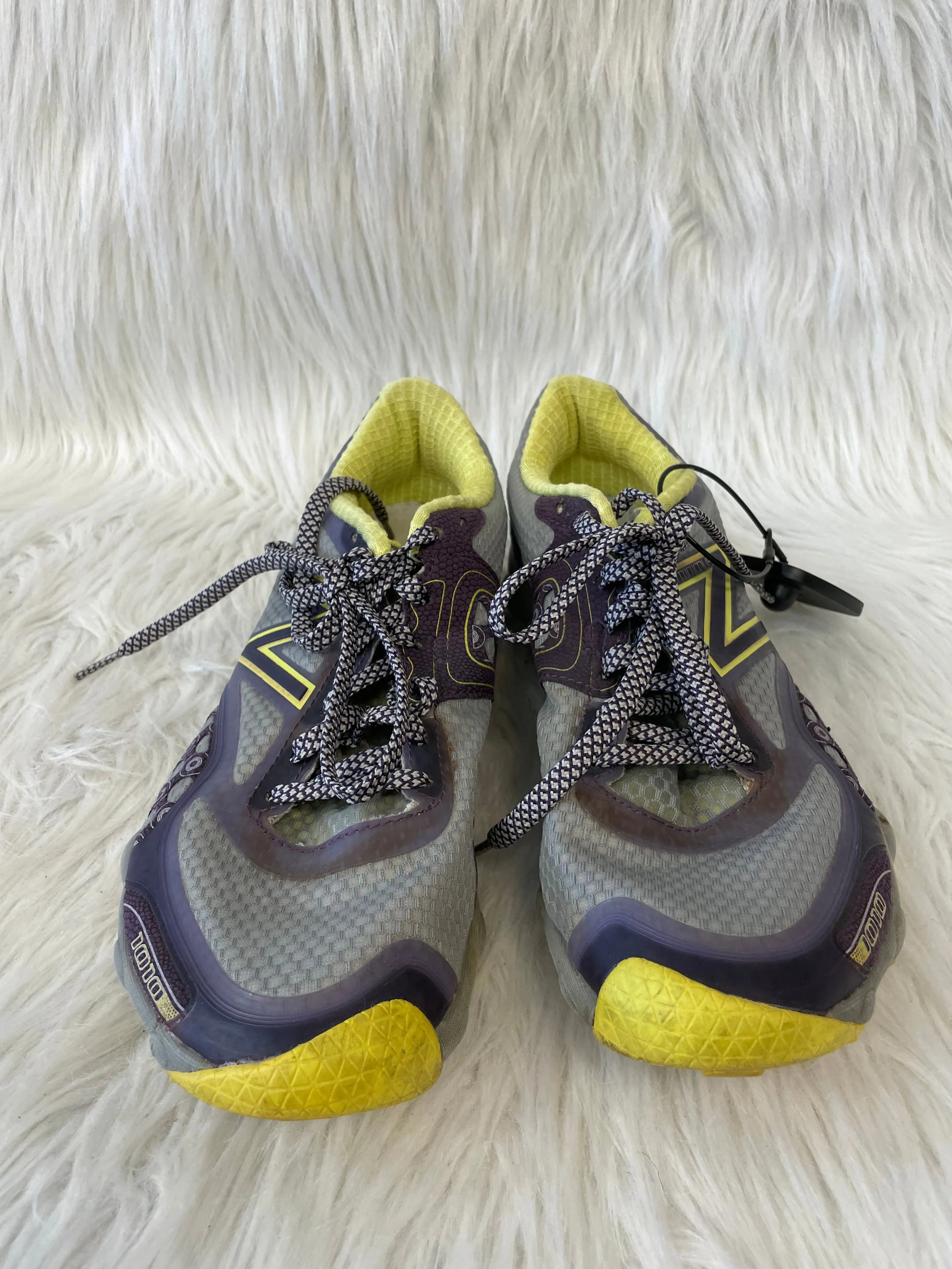 Shoes Athletic By New Balance In Grey & Yellow, Size: 8