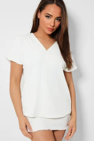 White Classic V-Neck Shortsleeved Top